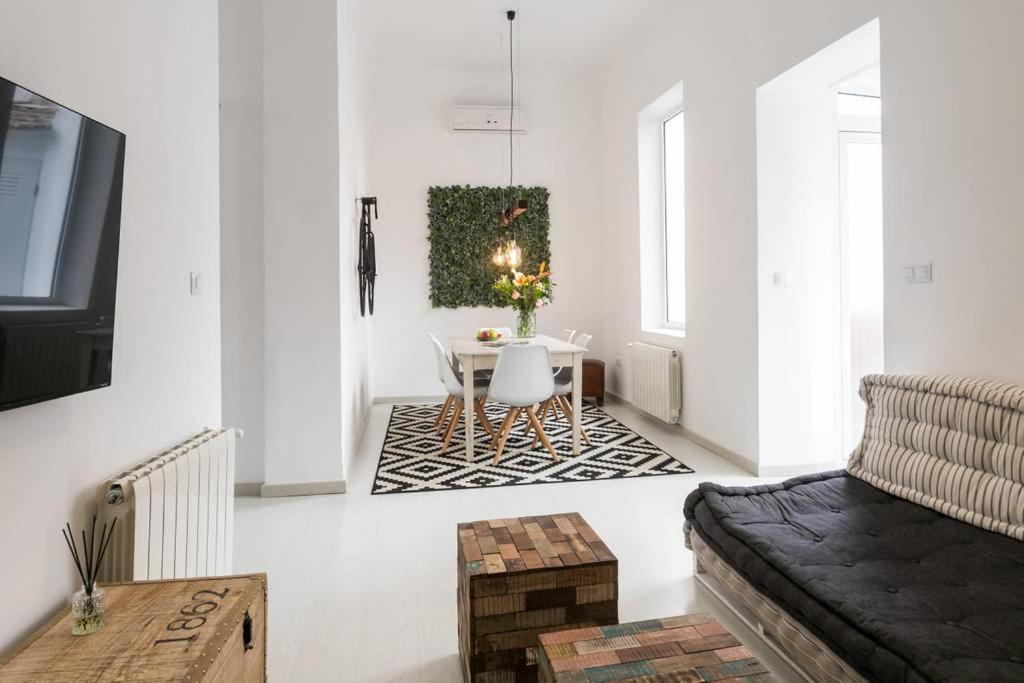 White Loft Alicante Esterno foto